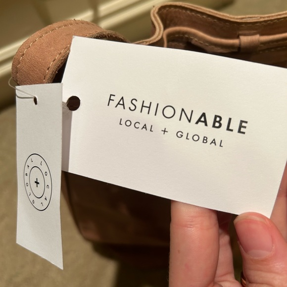 NEW leather bucket bag - Picture 3 of 5